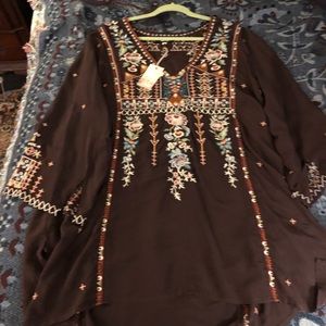 Johnny Was brown embroidered tunic. NWT